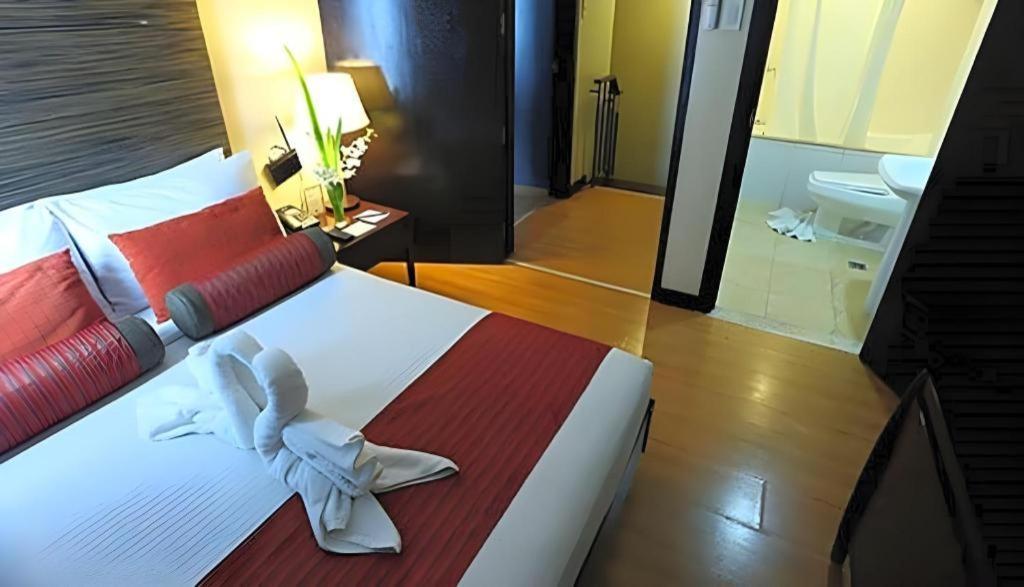 Lancaster Hotel Manila Mandaluyong Exteriér fotografie