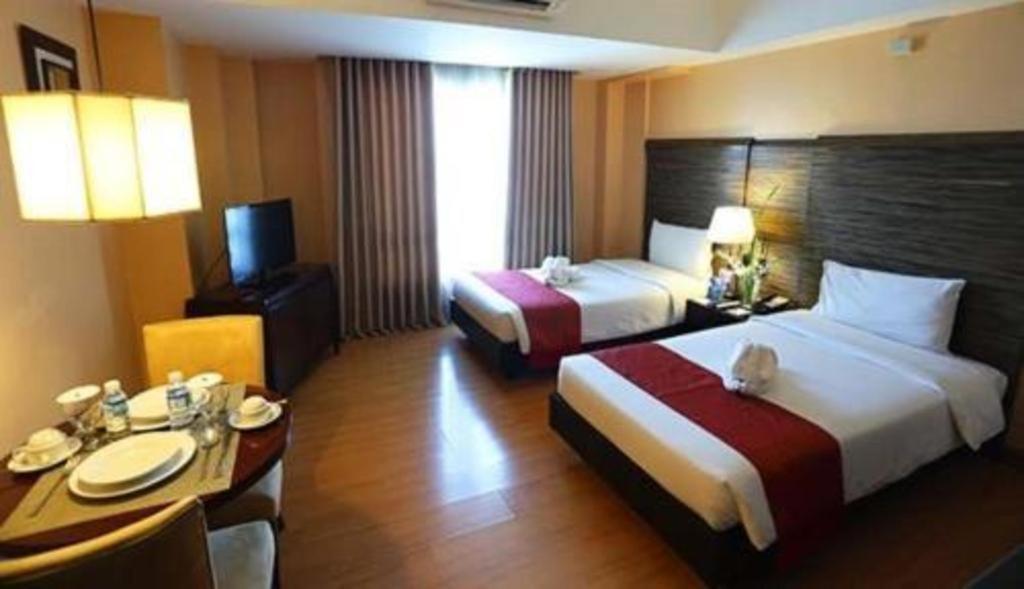 Lancaster Hotel Manila Mandaluyong Exteriér fotografie
