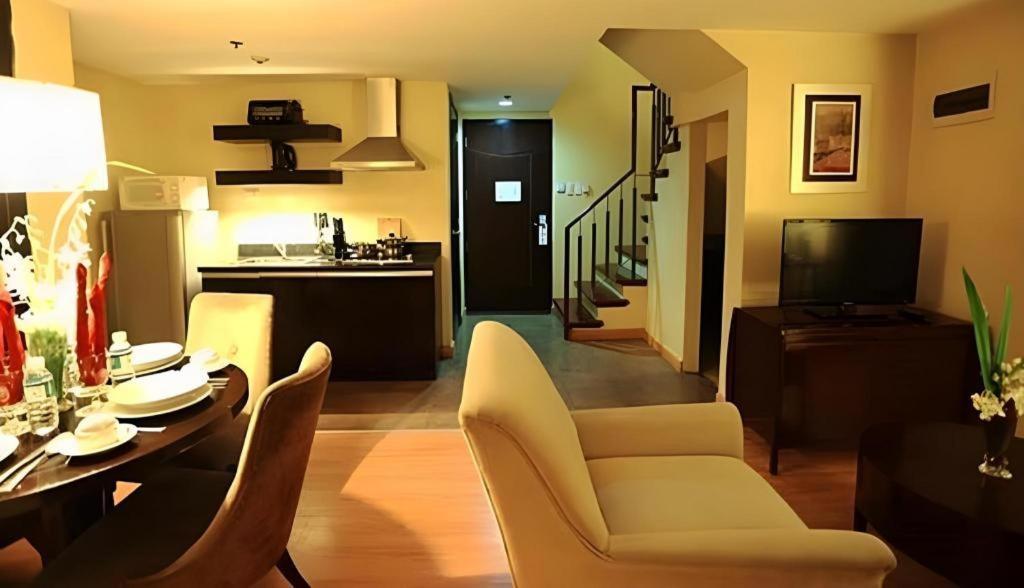 Lancaster Hotel Manila Mandaluyong Exteriér fotografie