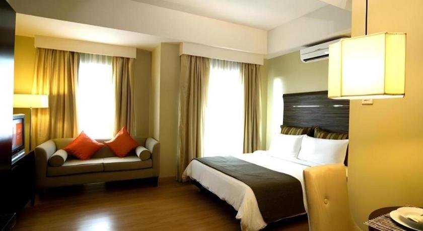 Lancaster Hotel Manila Mandaluyong Exteriér fotografie