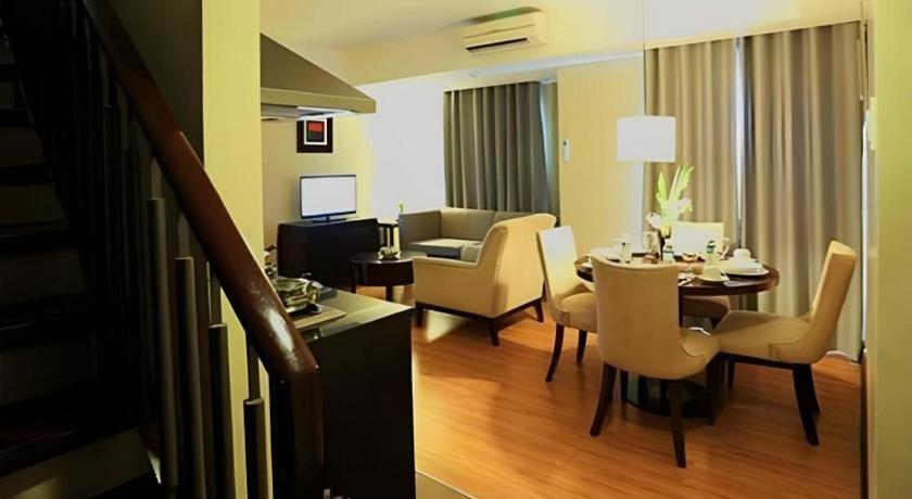 Lancaster Hotel Manila Mandaluyong Exteriér fotografie