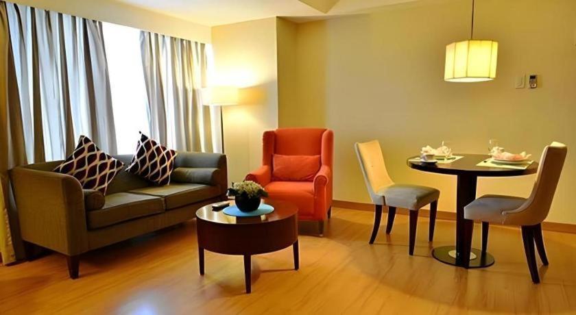 Lancaster Hotel Manila Mandaluyong Exteriér fotografie